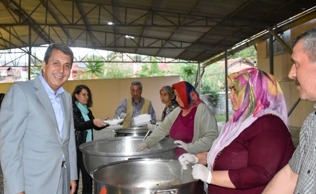 Nallıhan Belediyesi iftar verdi
