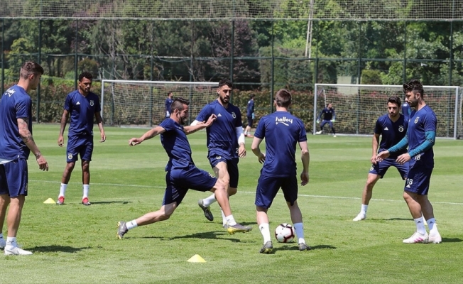 Fenerbahçe sezon hazırlıklarına yarın başlıyor