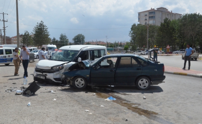 Karaman'da trafik kazası: 6 yaralı