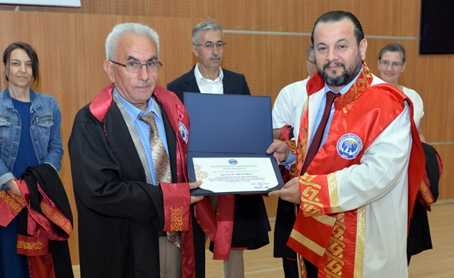 KMÜ'de akademik atama ve yükseltme ödül töreni