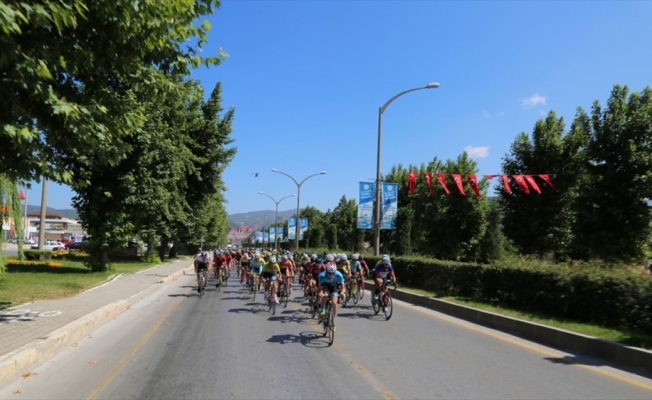 15 Temmuz Şehitlerini Anma Ulusal Bisiklet Yol Yarışı tamamlandı