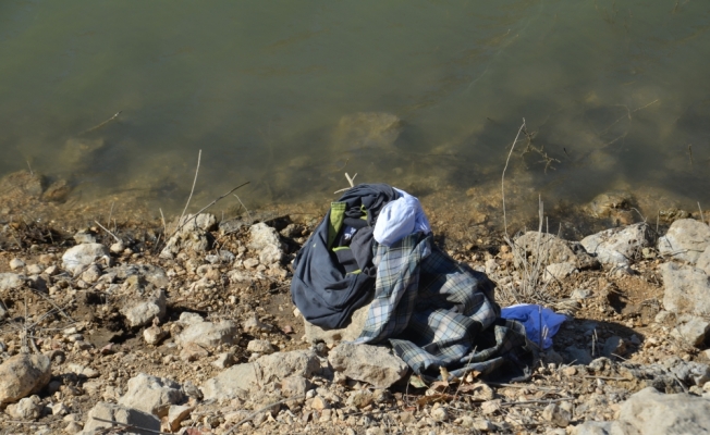 Karaman'da serinlemek için gölete giren genç boğuldu