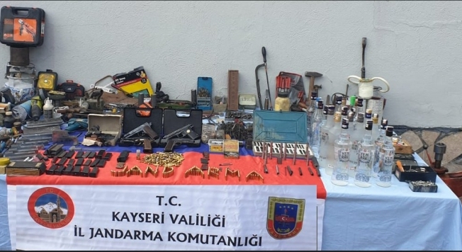 Kayseri'de silah kaçakçılığı operasyonu