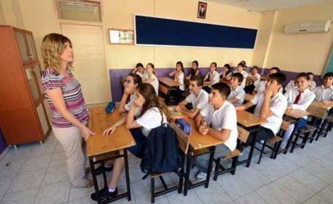 Okullara iki yeni ara tatil düzenlemesi Resmi Gazete'de