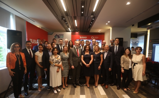 Vodafone'dan TÜSİAD'ın Sanayide Dijital Dönüşüm Programı'na destek