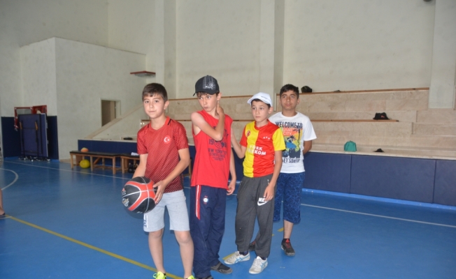 Yaz Kur’an kursu öğrencileri için spor okulu