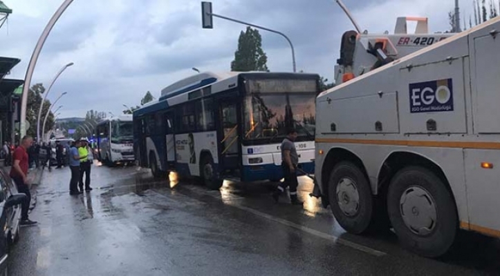 Ankara'da trafik kazası: 8 yaralı