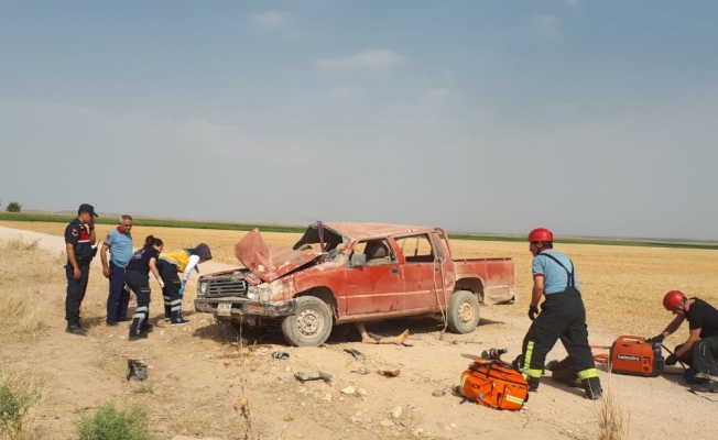 Karaman'da kamyonet devrildi: 1 ölü, 4 yaralı