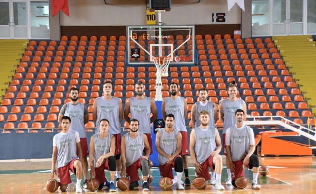 Mamak Belediyesi basketbol takımı ilk idmanını yaptı