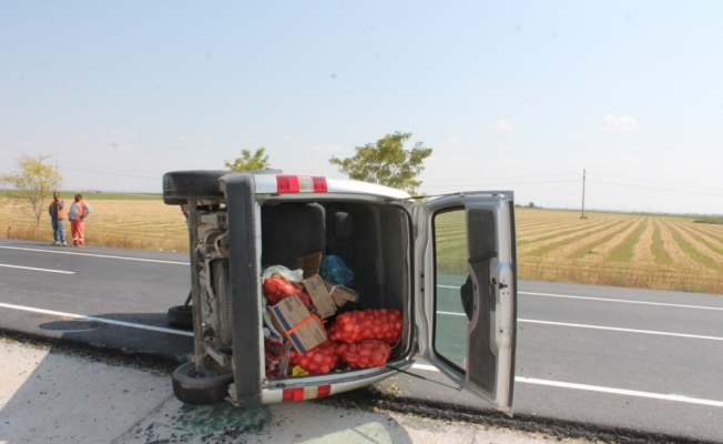 Aksaray'da hafif ticari araçla tır çarpıştı: 5 yaralı