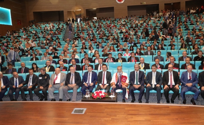 Bozok Üniversitesi'nde akademik yıl açılış töreni