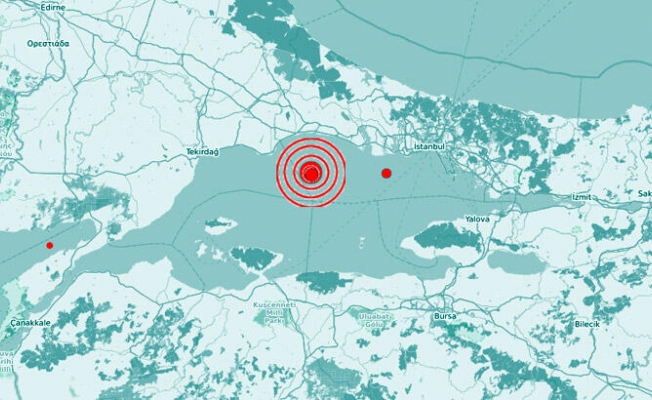 İstanbul'da deprem korkuttu!