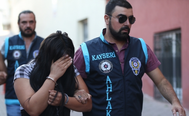 Kayseri'de fuhuş operasyonu: 9 gözaltı