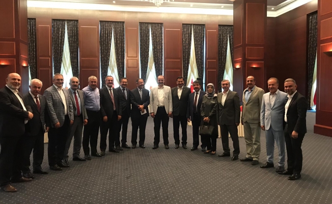 Özhaseki,  eski belediye başkanlarıyla bir araya geldi!