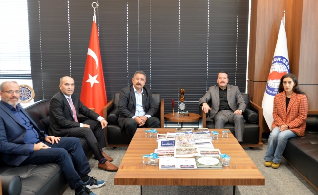AYD Başkanı Burhan, Memur-Sen Başkanı Ali Yalçın'ı Ziyaret Etti.
