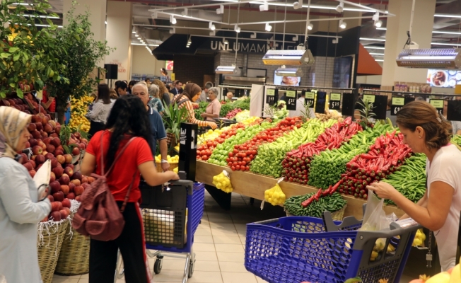 CarrefourSA İzmir'deki ikinci hipermarketini açtı