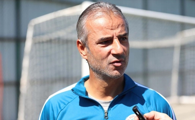 Çaykur Rizespor Teknik Direktörü Kartal: Karadeniz derbisi geri dönüş maçımız olabilir