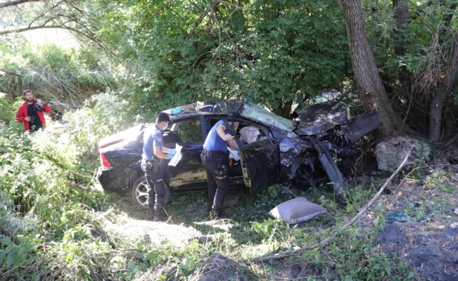 Yozgat'ta otomobil dere yatağına devrildi: 5 yaralı
