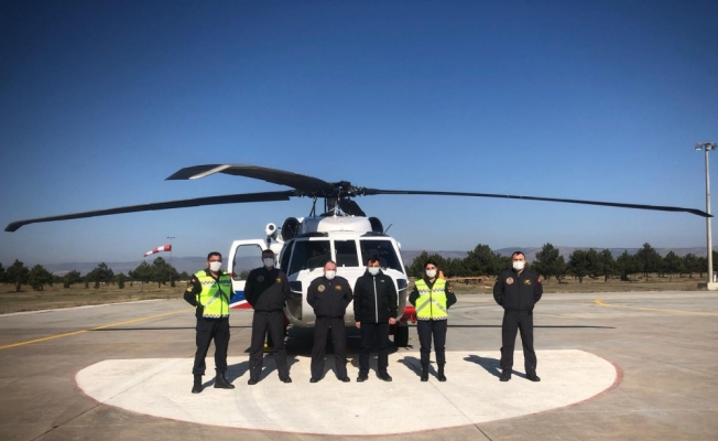 Eskişehir İl Jandarma Komutanlığı helikopterle trafik denetimi yaptı