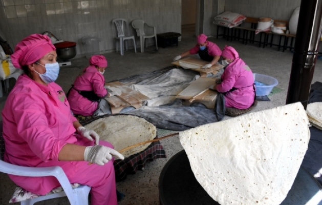 Kırşehir'de yöresel yufka ve erişte üretimi kadınların geçim kaynağı oldu
