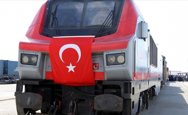 İstanbul'dan törenle uğurlanan ihracat treni Çin'de
