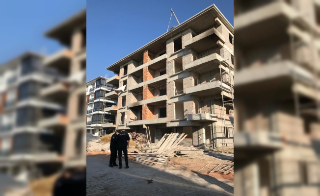 Kırıkkale'de inşaattan düşen işçi yaralandı