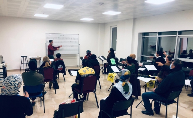 Sivas'ta Halk Eğitimi Merkezi kursları yeniden başladı