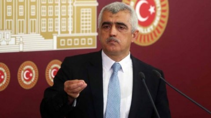 HDP Kocaeli Milletvekili Ömer Faruk Gergerlioğlu'nun vekilliği düşürüldü