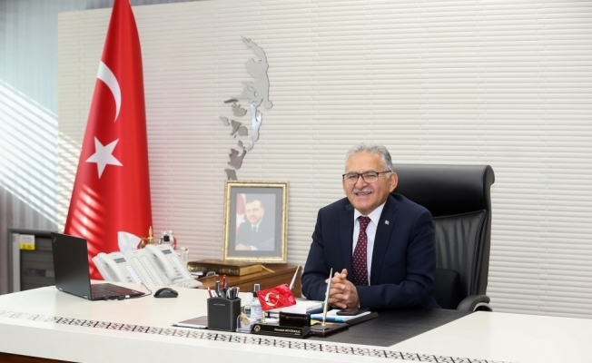 Kayseri Büyükşehir Belediye Başkanı Büyükkılıç'tan Yaşlılar Haftası mesajı