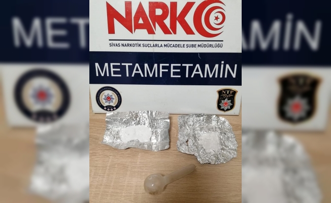 Sivas'ta uyuşturucu operasyonunda 3 şüpheli gözaltına alındı