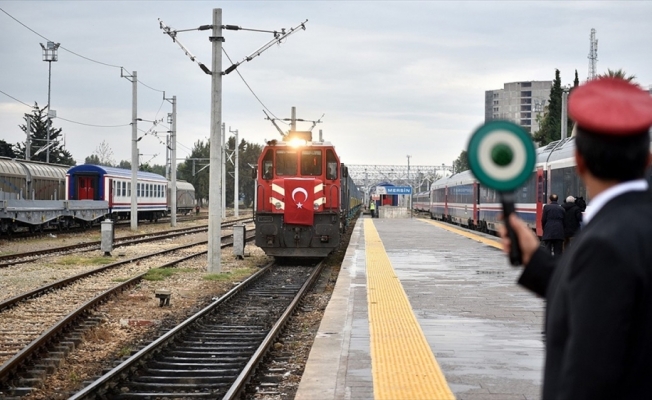 Bakü-Tiflis-Kars Demir Yolu Hattı'ndan taşınan yük miktarı 1 milyon tonu aştı