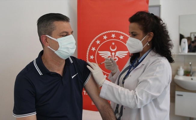 Kovid-19'la mücadele kapsamında uygulanan aşı miktarı 31 milyon 755 bin 665'e ulaştı