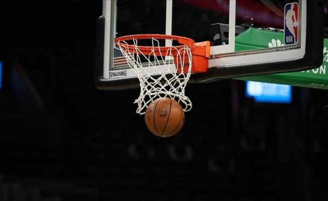 NBA'de Bucks, Nets'i yenerek konferans yarı final serisinde farkı bire indirdi