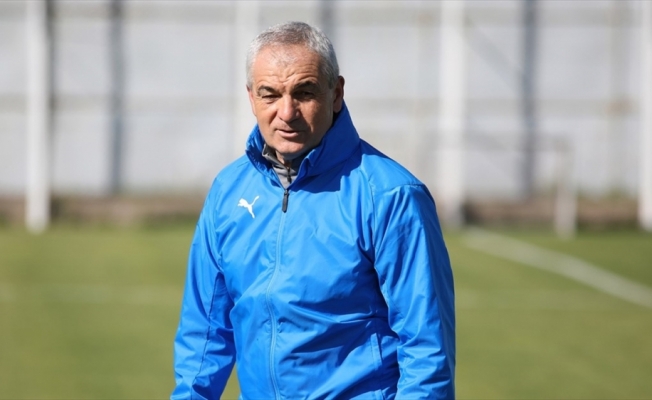 Sivasspor teknik direktör Rıza Çalımbay ile yoluna devam edecek