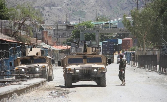 Afgan hükümet güçlerinin Taliban'a karşı kontrolü kaybettiği vilayet merkezi sayısı 15'e yükseldi