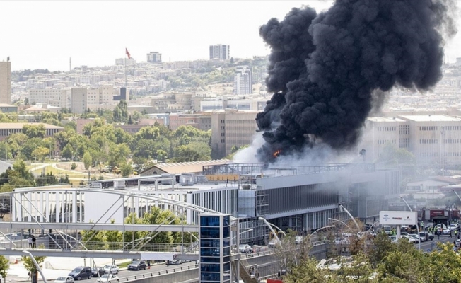 Başkentte özel hastane inşaatında yangın çıktı
