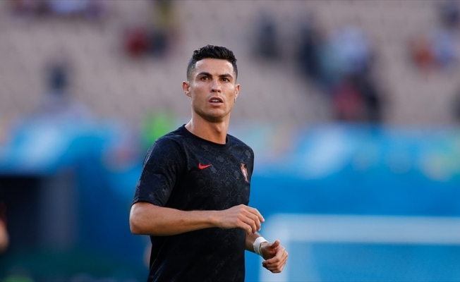 Portekizli yıldız futbolcu Ronaldo yeniden Manchester United'da