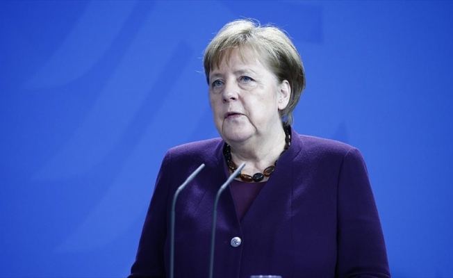 Almanya Başbakanı Merkel’den 'aşı olun' çağrısı