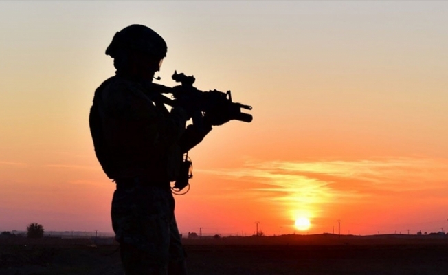 Irak'ın kuzeyindeki Avaşin bölgesinde bir asker şehit oldu