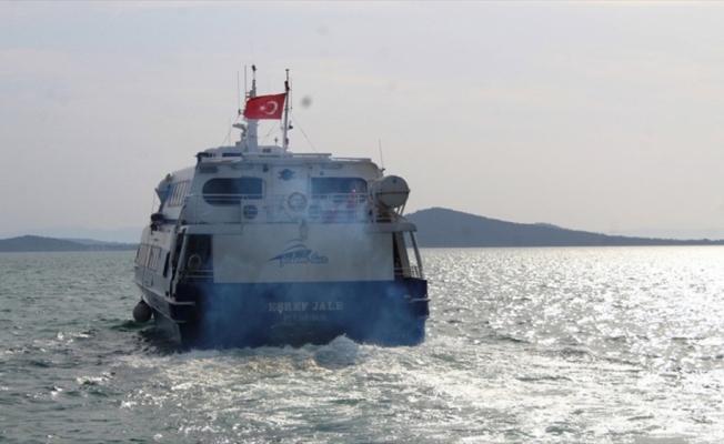 Ayvalık esnafı Yunan adalarına feribot kısıtlamasının kaldırılmasından memnun