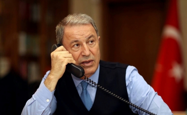 Bakan Akar, Ukrayna Savunma Bakanı Reznikov ile telefonda görüştü