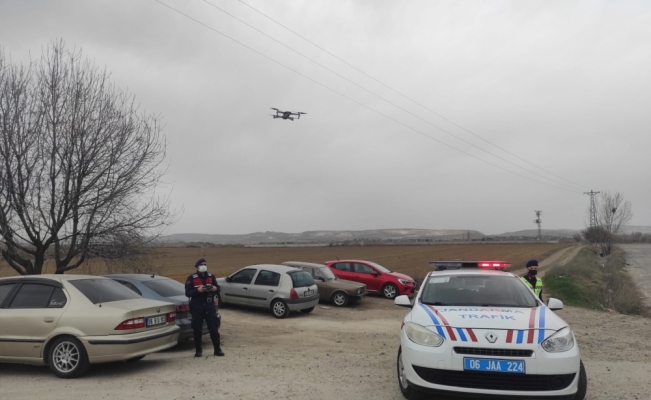 Kahramankazan'da jandarmadan drone destekli trafik uygulaması