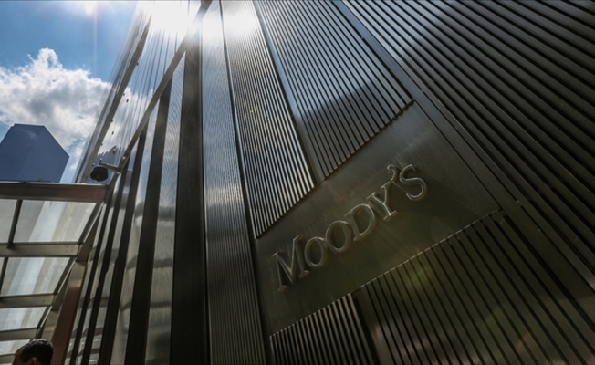Moody's: Rusya-Ukrayna savaşı, ülkelerin yüksek enflasyondan kaynaklanan risklerini artırıyor