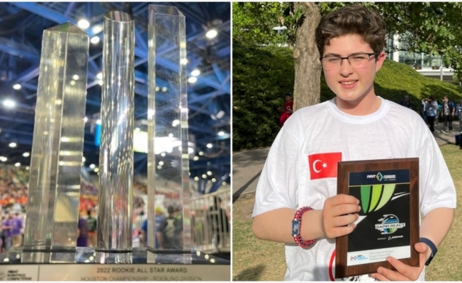 Türk öğrenciler, ABD'de kendi imkanlarıyla katıldıkları robotik yarışmasından ödülle döndü