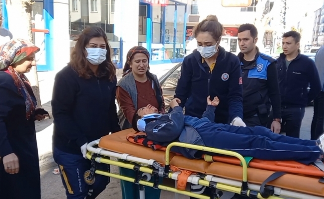 Aksaray'da hafif ticari aracın çarptığı çocuk yaralandı