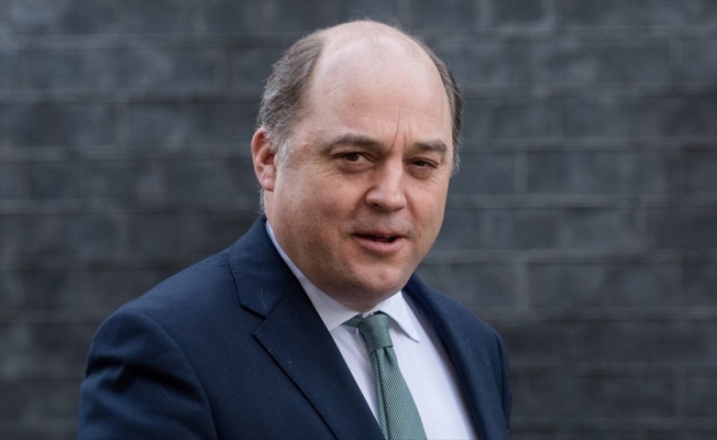 İngiltere Savunma Bakanı Wallace savunma yatırımlarının artırılmasını istedi