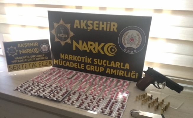 Akşehir'deki uyuşturucu operasyonunda 2 kişi yakalandı