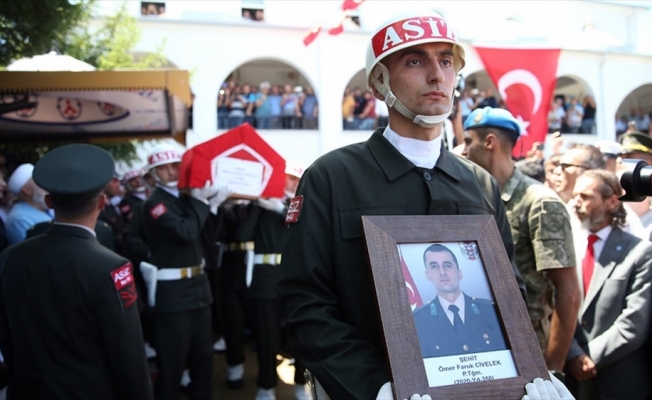 Şehit Piyade Teğmen Civelek, Sakarya'da son yolculuğuna uğurlandı