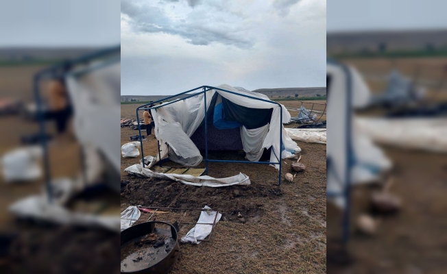 Eskişehir'deki şiddetli rüzgarda çadırları zarar gören tarım işçilerine yardım