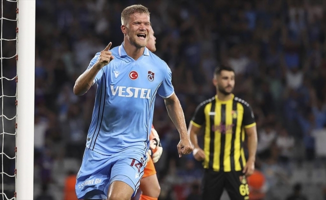 Süper Lig'de sezonun ilk golü Trabzonsporlu Cornelius'tan